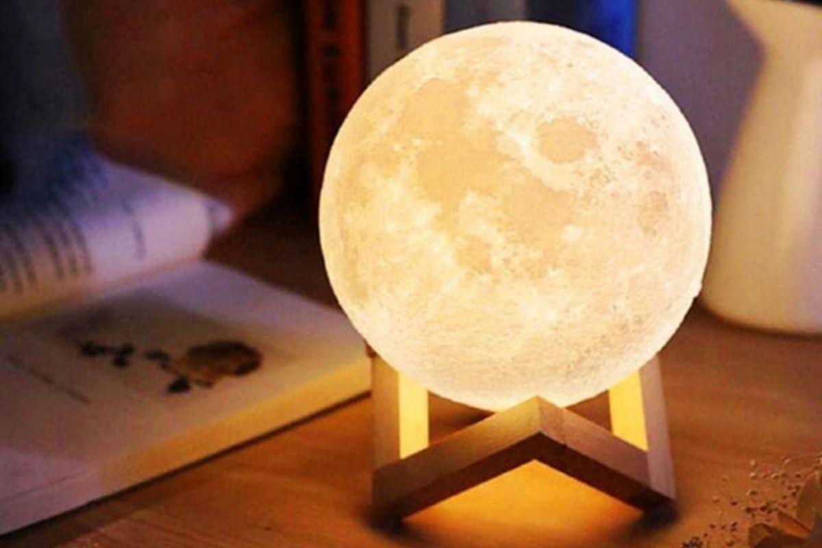 Presentes de Natal barato: Luminária Lua