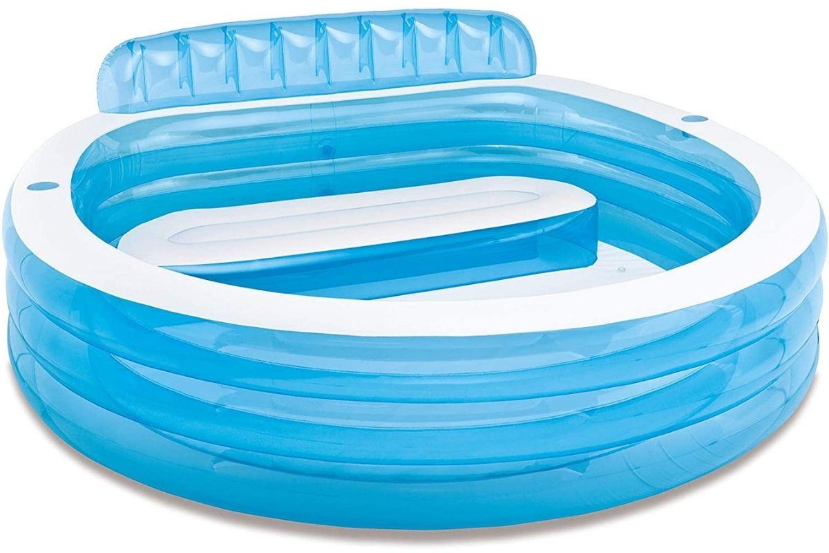 Piscina inflável em formato de lounge para espaço para sentar