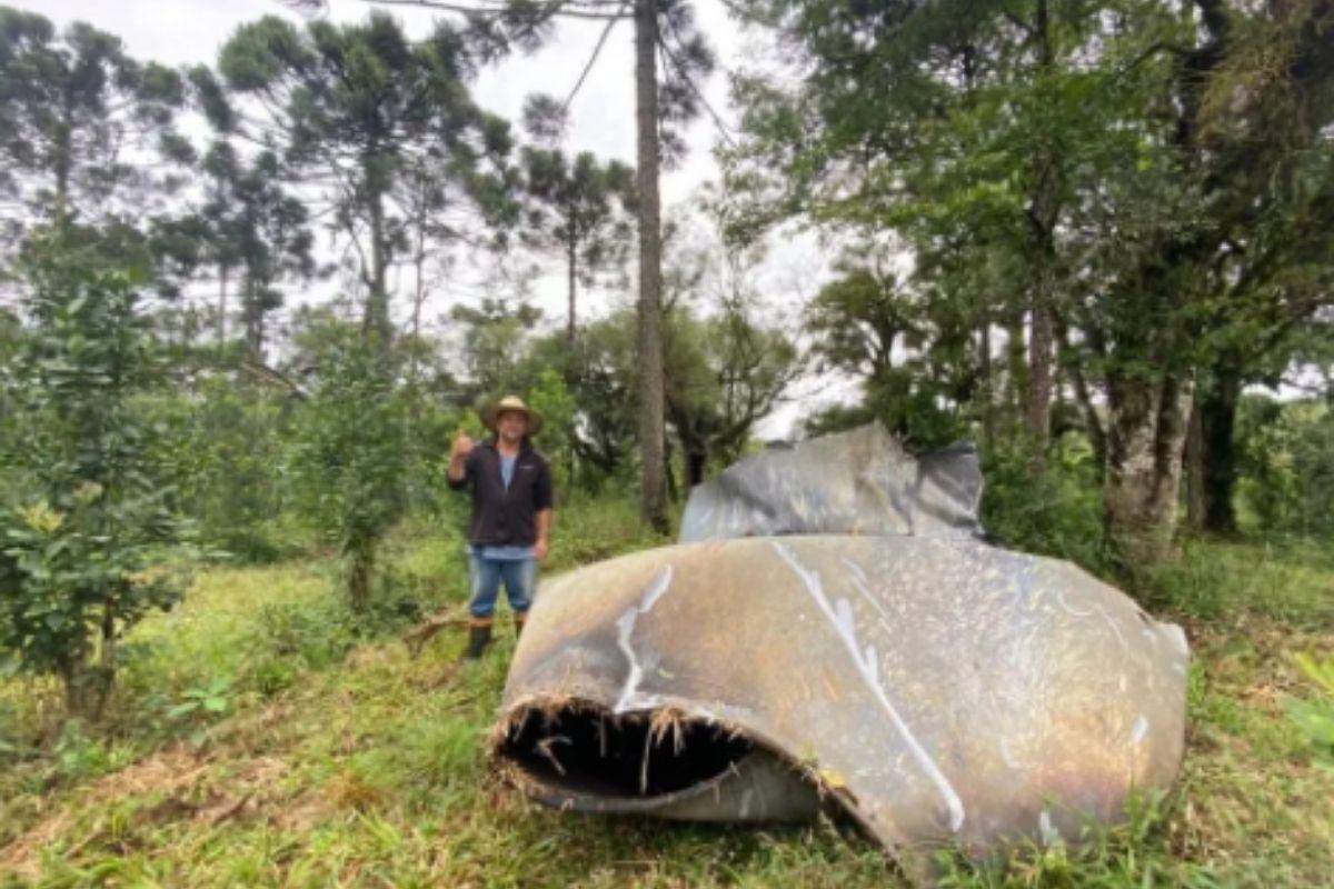 Casal encontra possível objeto espacial no interior do Paraná