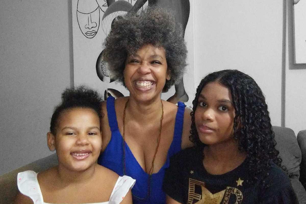 É preciso praticar a educação antirracista