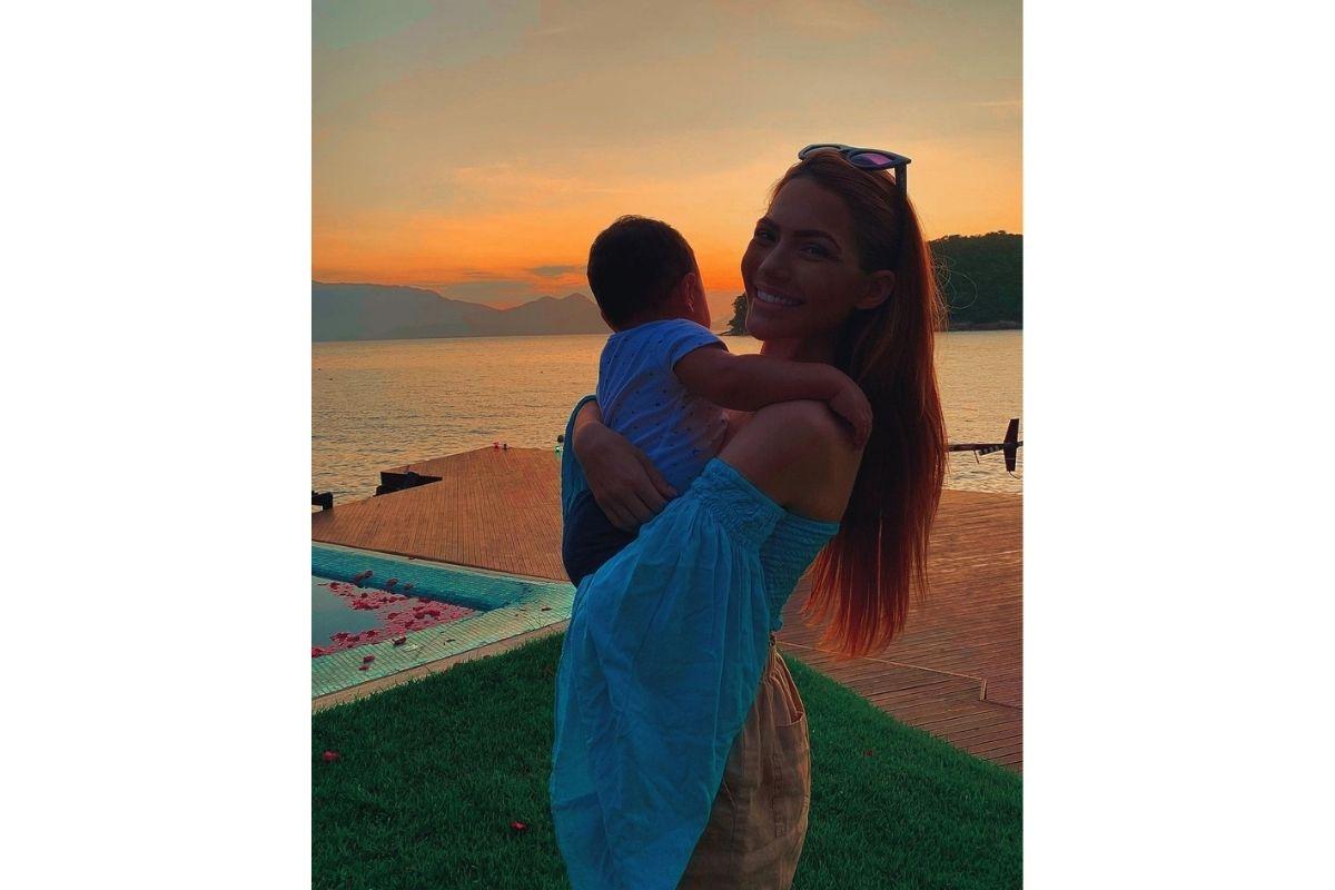 Sarah Poncio se pronunciou sobre perda da guarda do filho