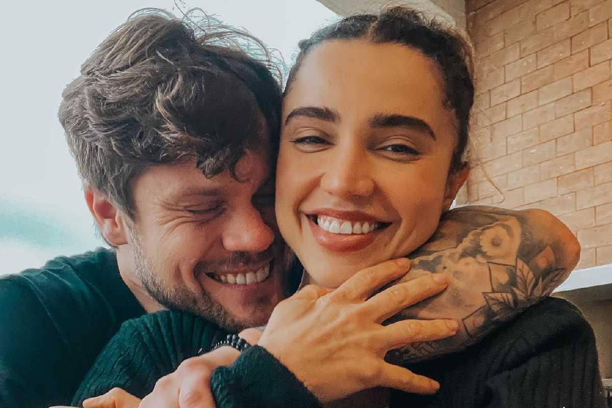 Paula Amorim está grávida e compartilhou algumas fotos no Instagram para anunciar a novidade