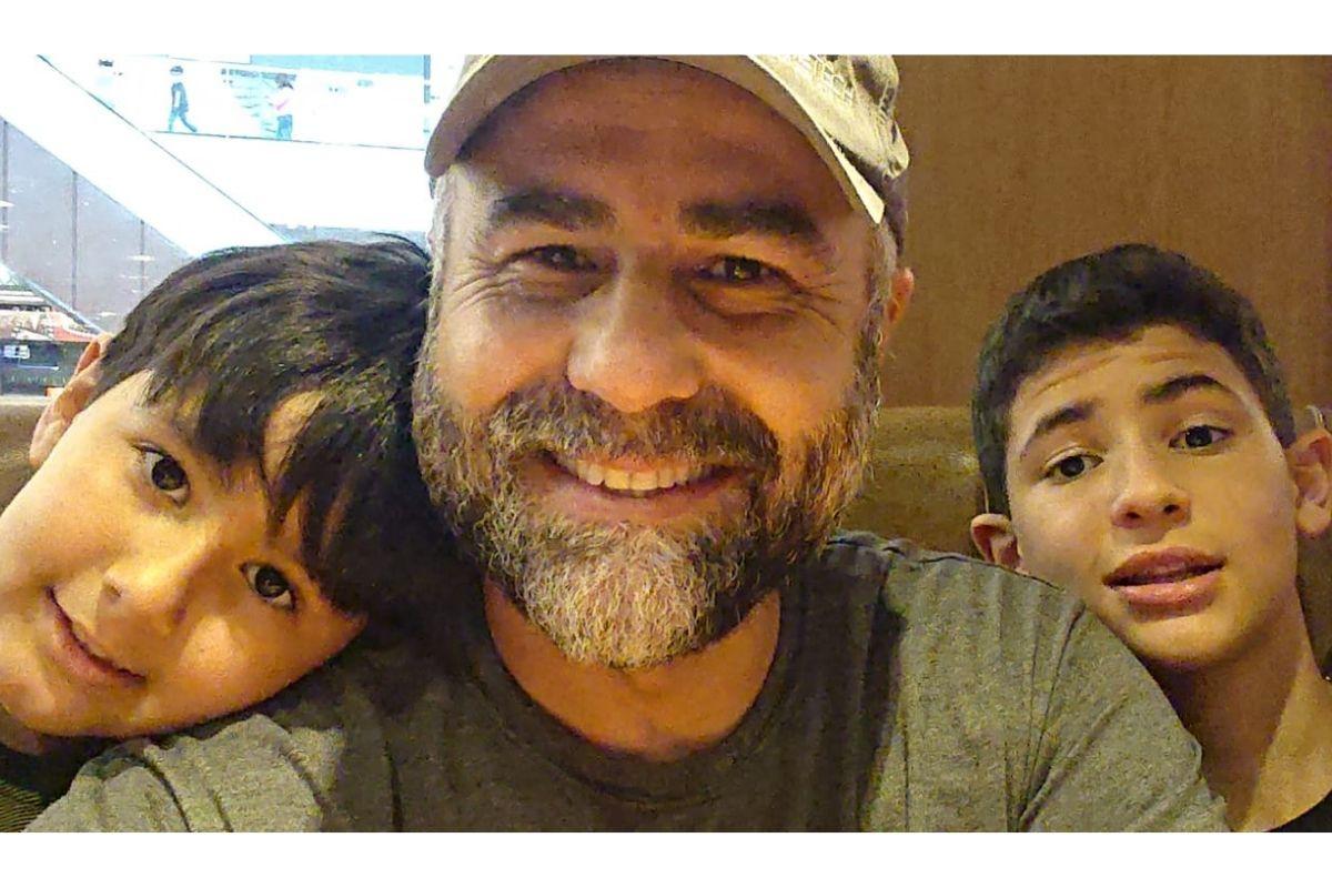 Pai cria sistema para ajudar no tratamento de crianças com câncer após perder filho para doença