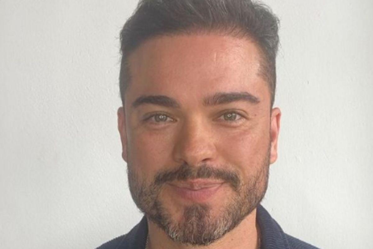 Sidney Sampaio se jogou da sacada de um hotel