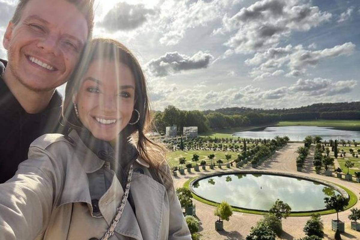 Thais Fersoza e Michel Teló estão curtindo um tempo na França