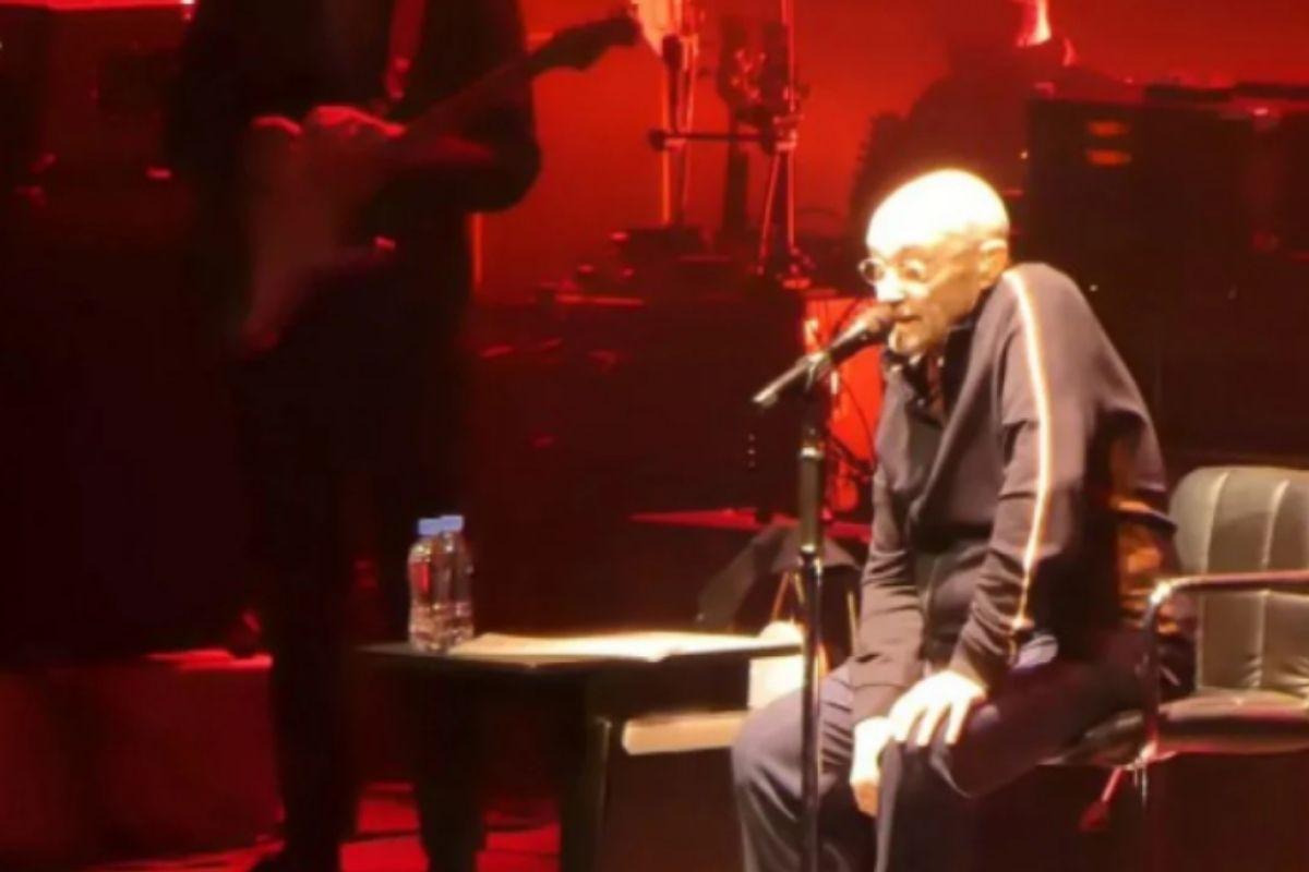 Phil Collins, da banda Genesis, anuncia último show da carreira após problemas de saúde