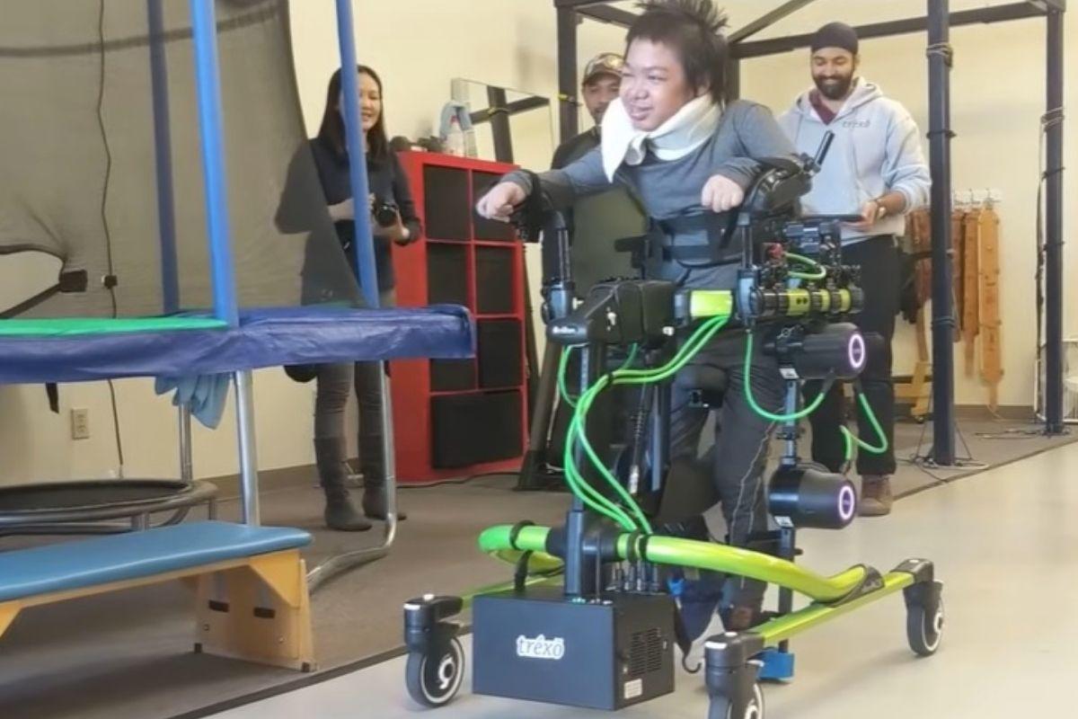 Trexo robotics lança a tecnologia capaz de fazer crianças com condições especiais, andarem