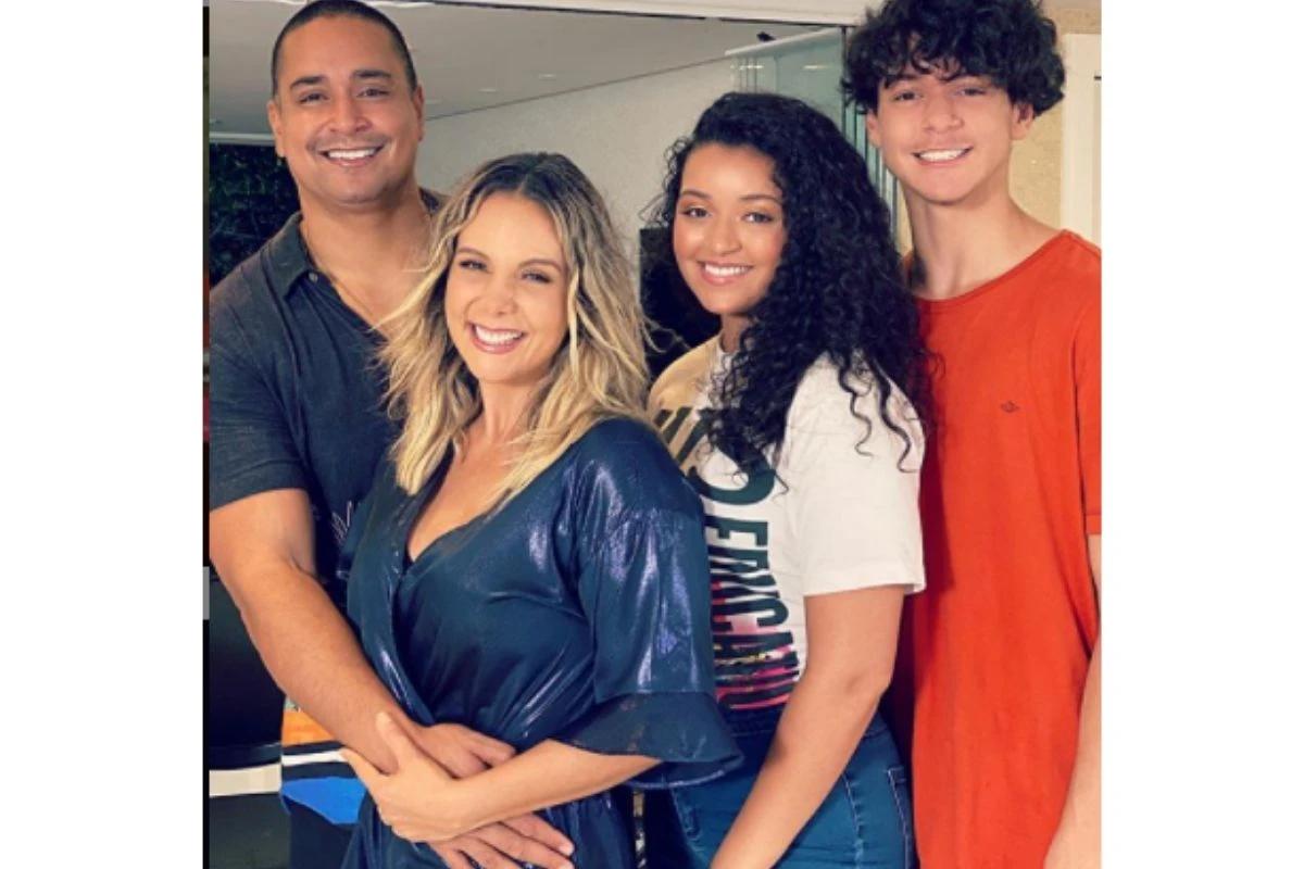 Família de Xande e Carla Perez