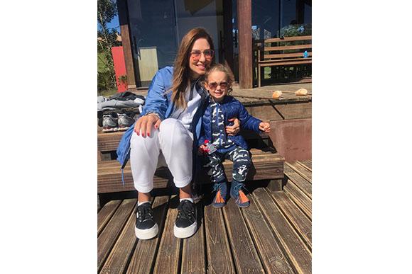 (Foto: Donatella no abrigo camuflado / arquivo pessoal)