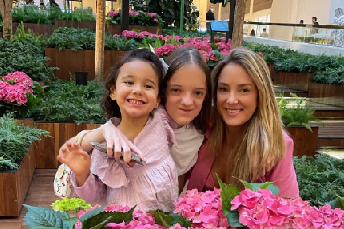 Ticiane Pinheiro e as filhas