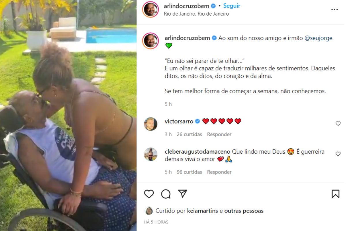 Arlindo Cruz e Barbara Cruz trocaram olharem apaixonados