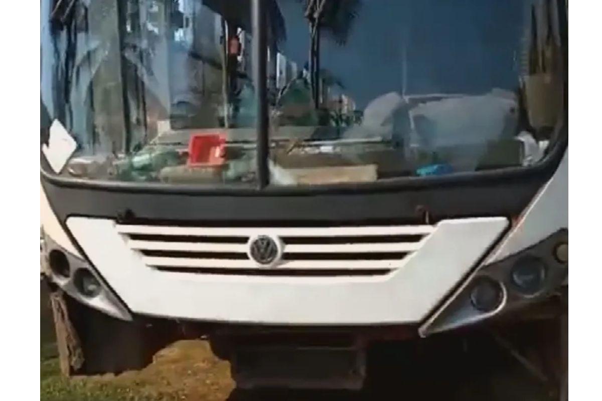 Ônibus que atropelou a criança