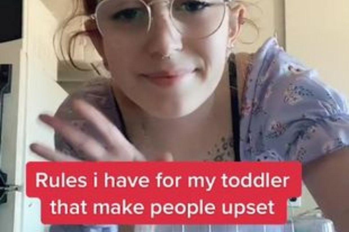 Mãe compartilha o jeito que educa o filho e divide opiniões na internet