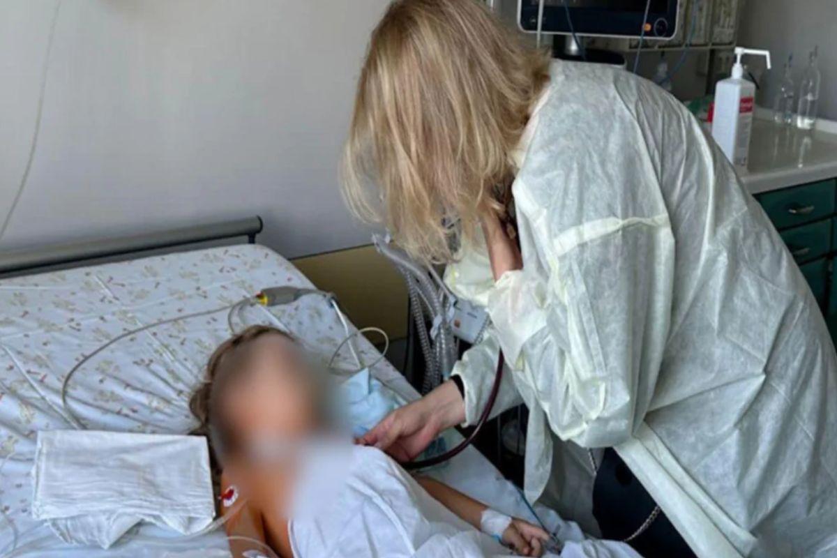 Médicos realizam transplante de coração em criança