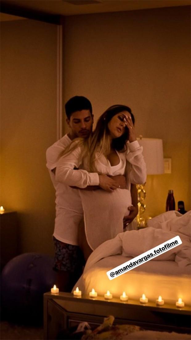 Mayra Cardi compartilha fotos momentos antes de dar à luz Sophia (Foto: Reprodução/Instagram)