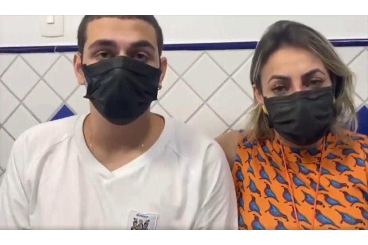 Aluno suspenso da escola por levar melancia para compartilhar com os colegas faz vídeo pedindo desculpas