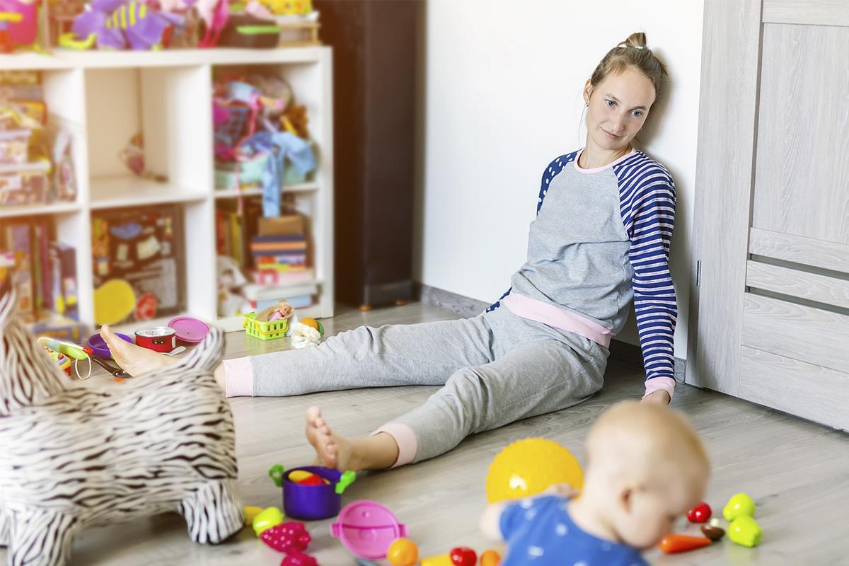 Pai diz para filha que ela deveria assumir responsabilidade na hora de cuidar do bebê