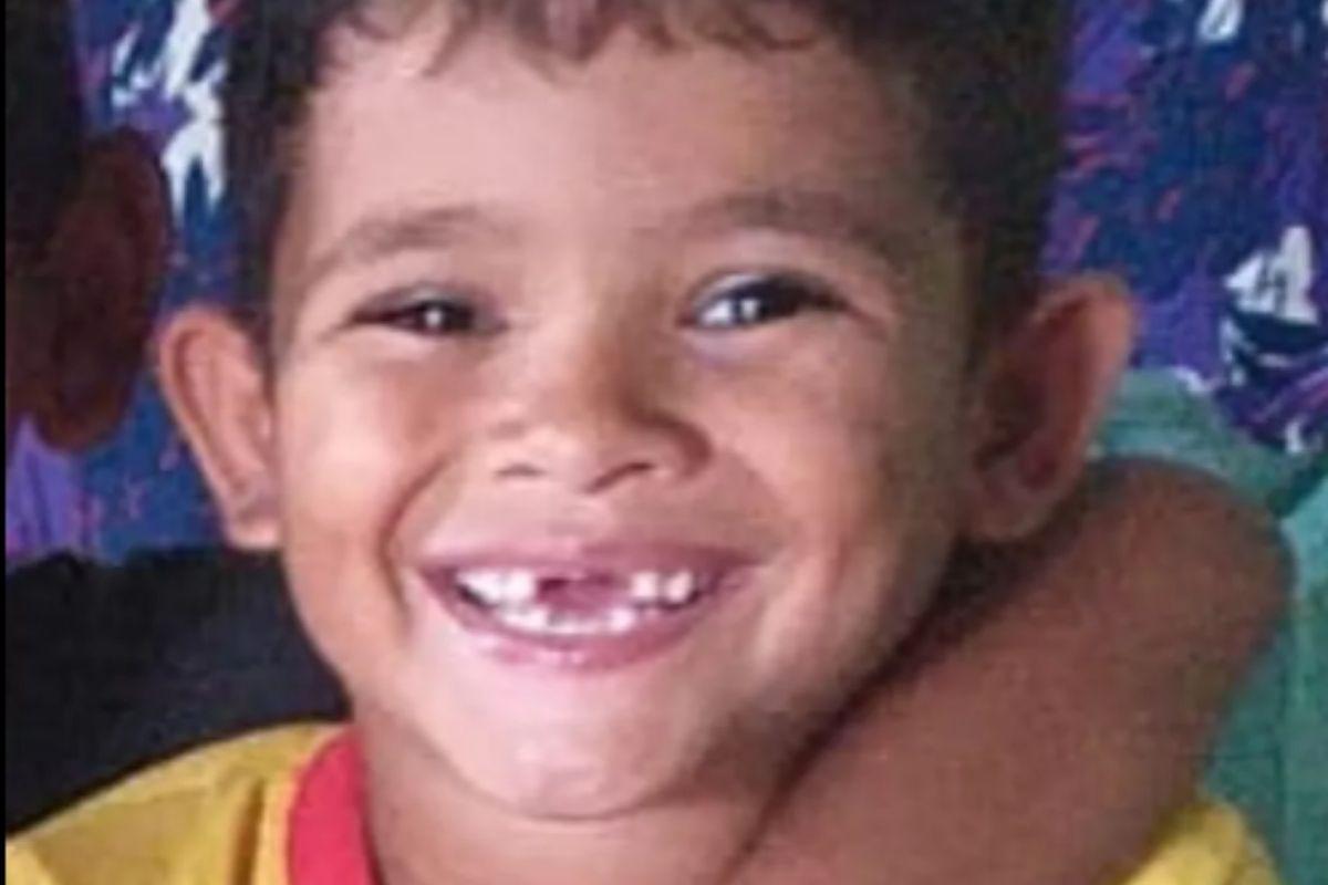 Crianças matam o menino de 5 anos após se desentenderem brincando de bolinha de gude