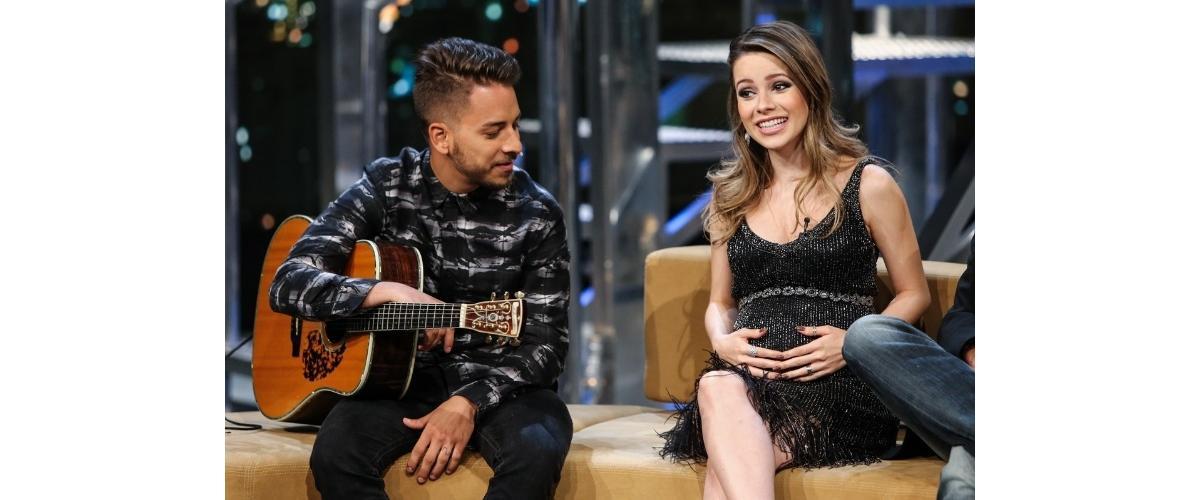 Sandy grávida e o irmão que foi sua dupla por tantos anos, Junior