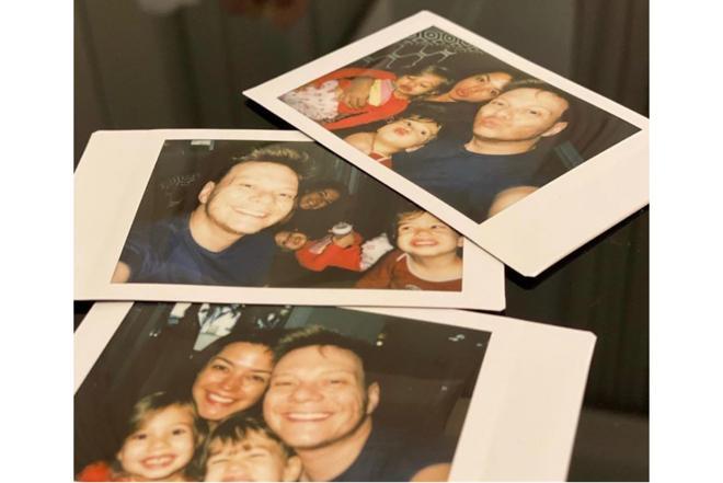 Michel Teló e familia no post