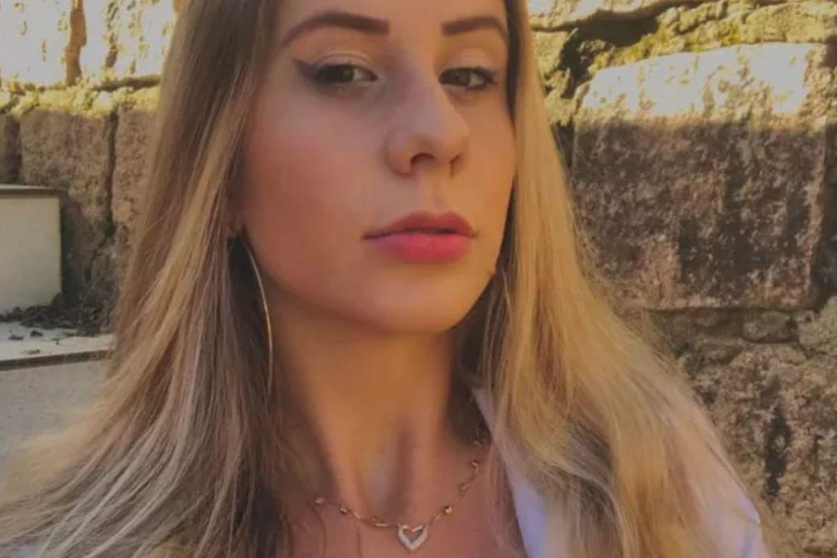 Mãe e filho são mortos em apartamento