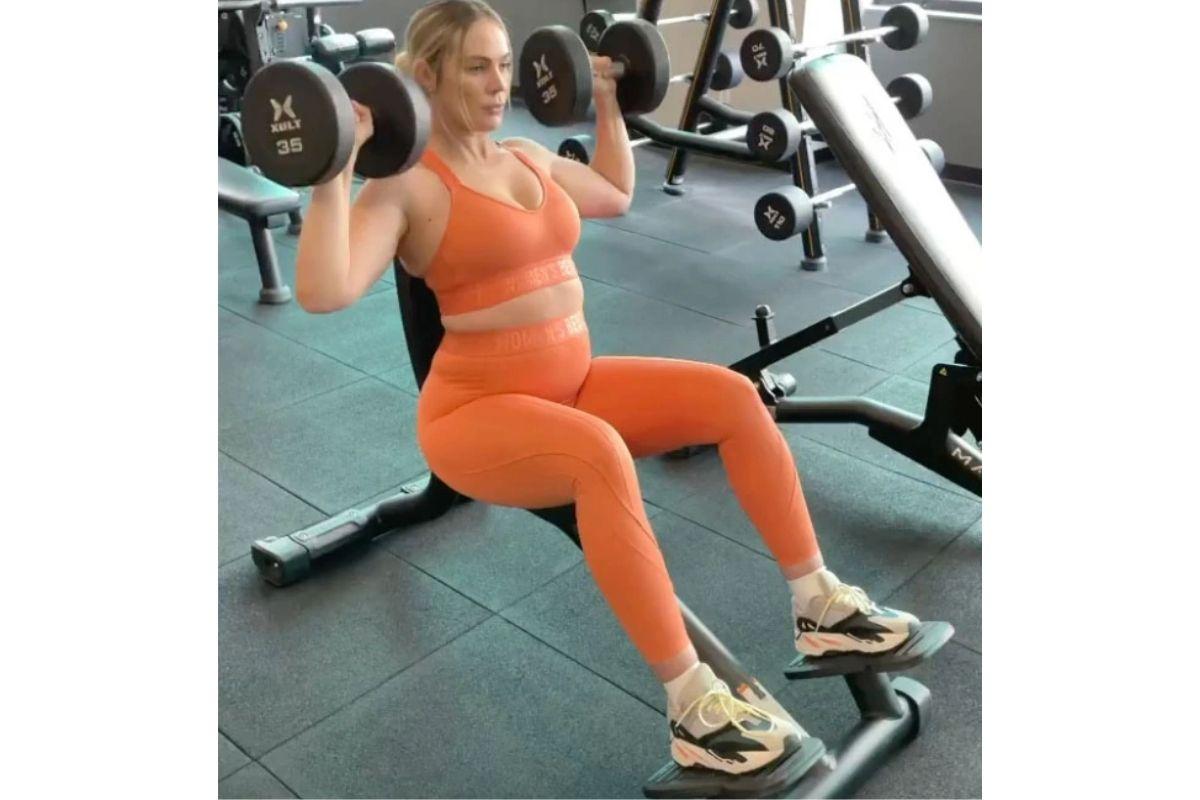 Yanyah tem uma rotina pesada de exercícios desde a gravidez