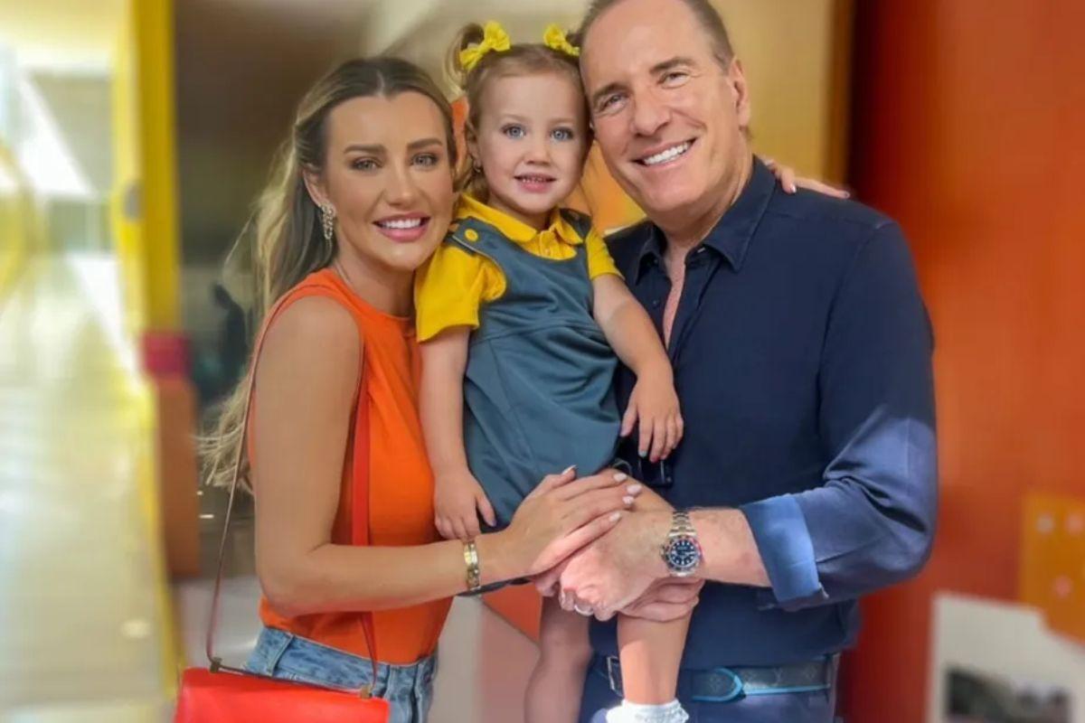 Filha de Ana Paula e Roberto Justus começa a ir para a escola