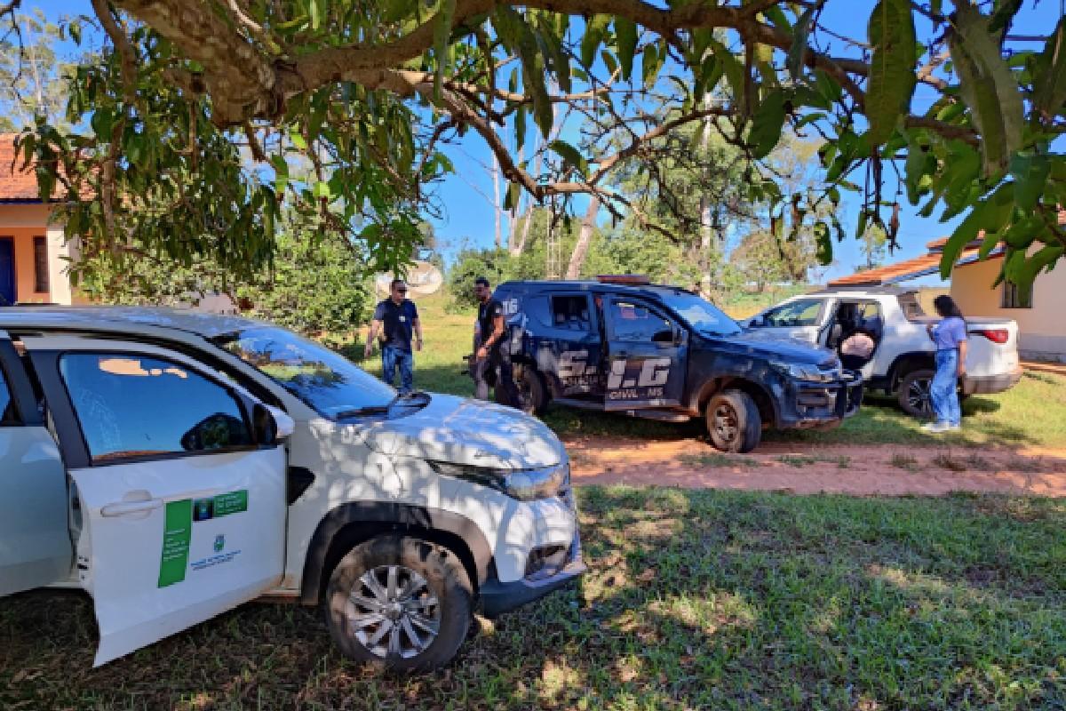Mãe que enviou bilhete a escola de filho pedindo socorro é resgatada de violência doméstica e cárcere privado