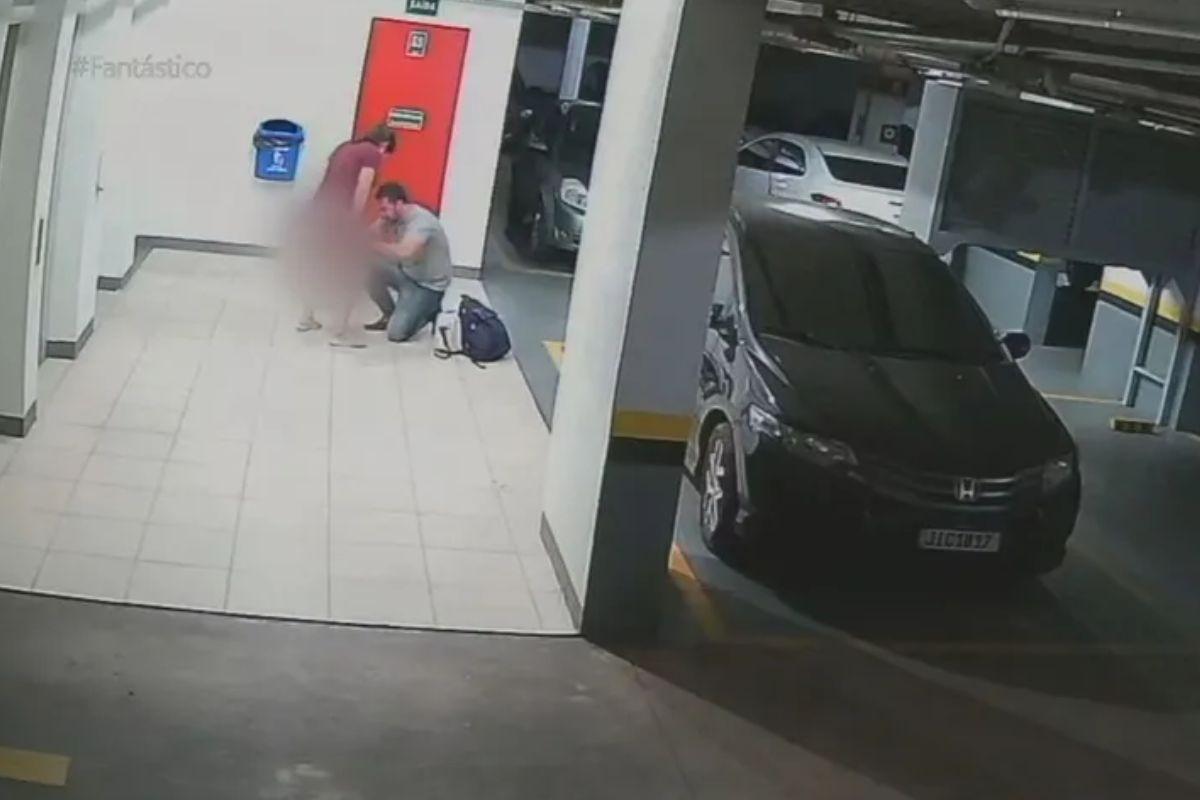 A mãe deu à luz após sair do elevador
