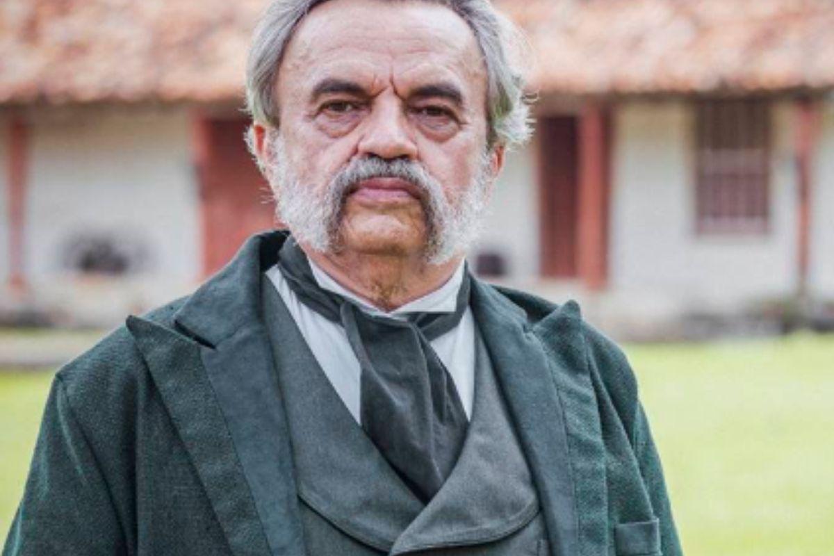 José Dumont foi visto abusando de um adolescente de 12 anos