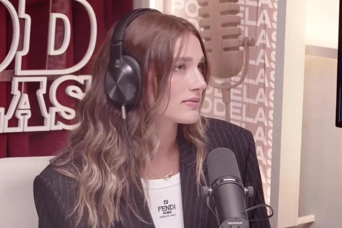 Sasha Meneghel no podcast
