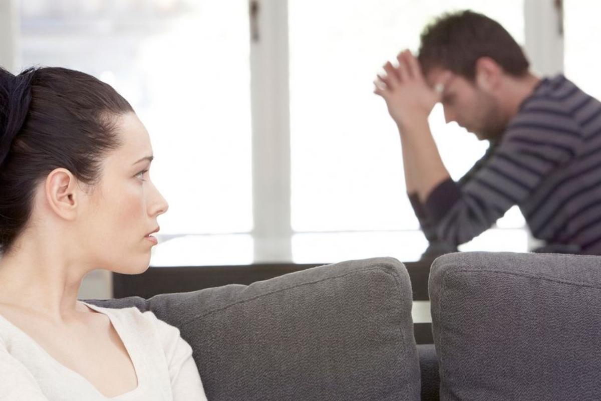 O pai contou sobre o bilhete assim que a mãe voltou do trabalho