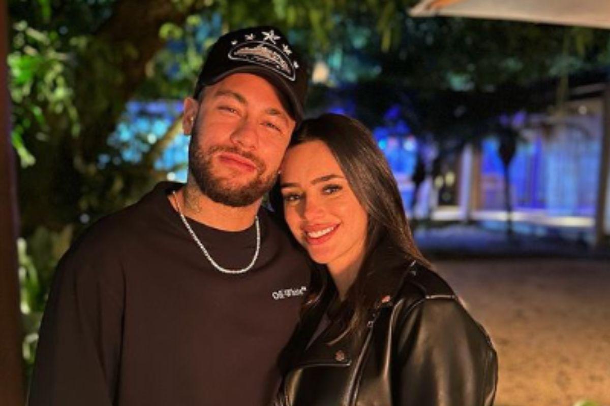 Neymar e Bruna Biancardi fazem chá revelação