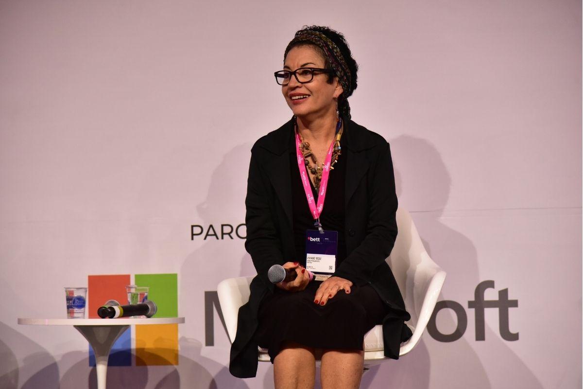 Viviane Mosé é filósofa, psicanalista, poeta e participou da Bett Educar com a palestra "O desafio contemporâneo de um ser humano mais amplo"