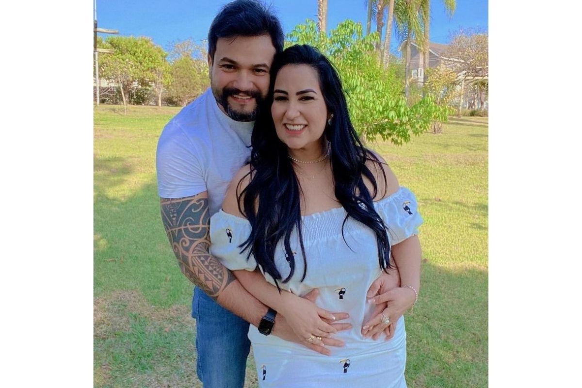 Fabíola Gadelha grávida do terceiro filho