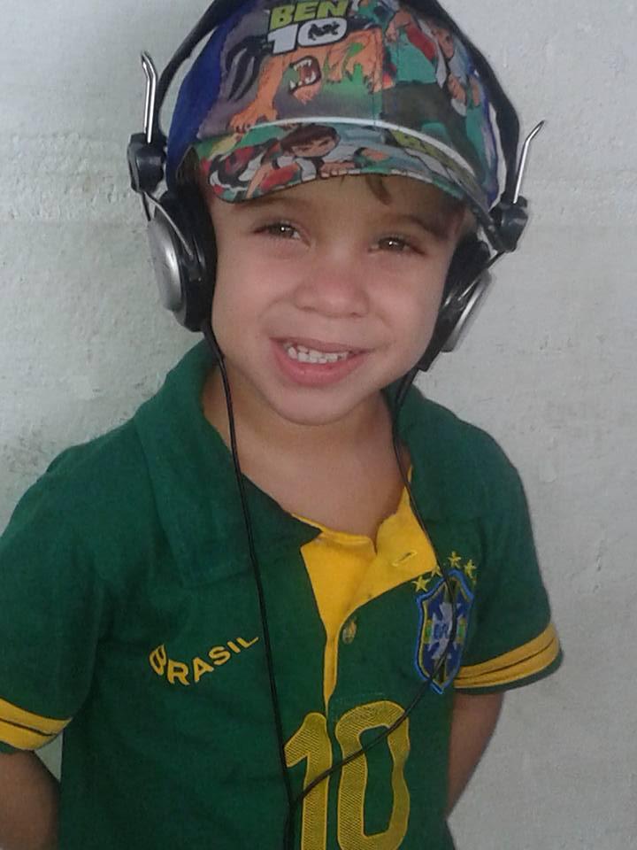 João Pedro, 4 anos, filho de Leomara e Márcio
