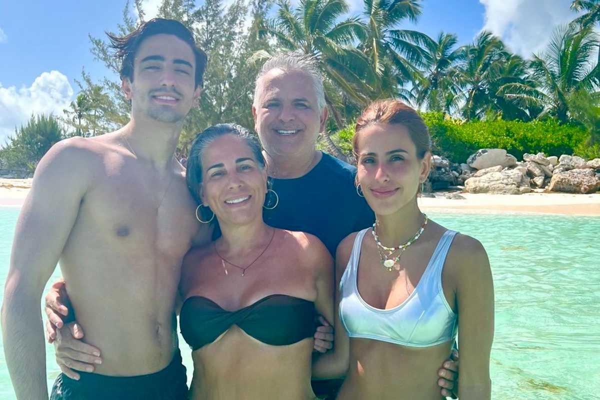 Gloria Pires em Bahamas com a família (Foto: Reprodução/Instagram/@gpiresoficial)