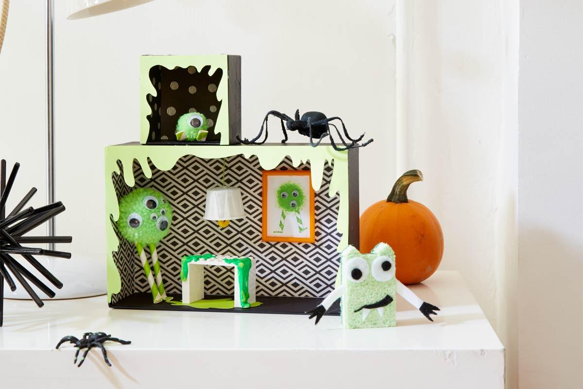 A casa monstro com slime é uma pedida divertida de decoração para o Halloween