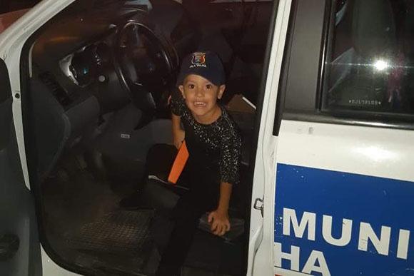 Teve direito até a viatura na festa (Foto: Reprodução/ Facebook JornalGrandeVilaVelha)