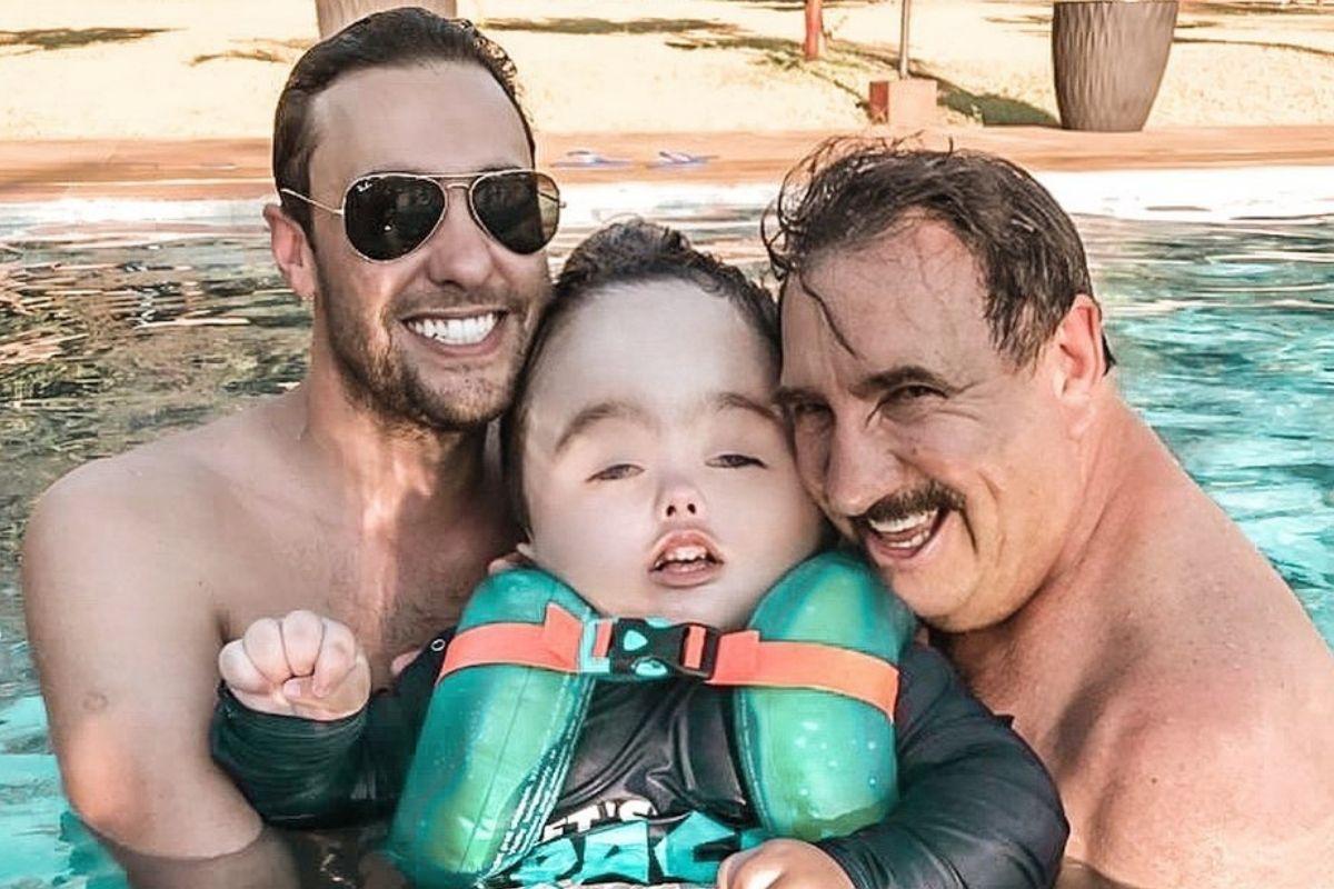 Ratinho celebra aniversário de 4 anos do neto em foto rara: “Te amo”