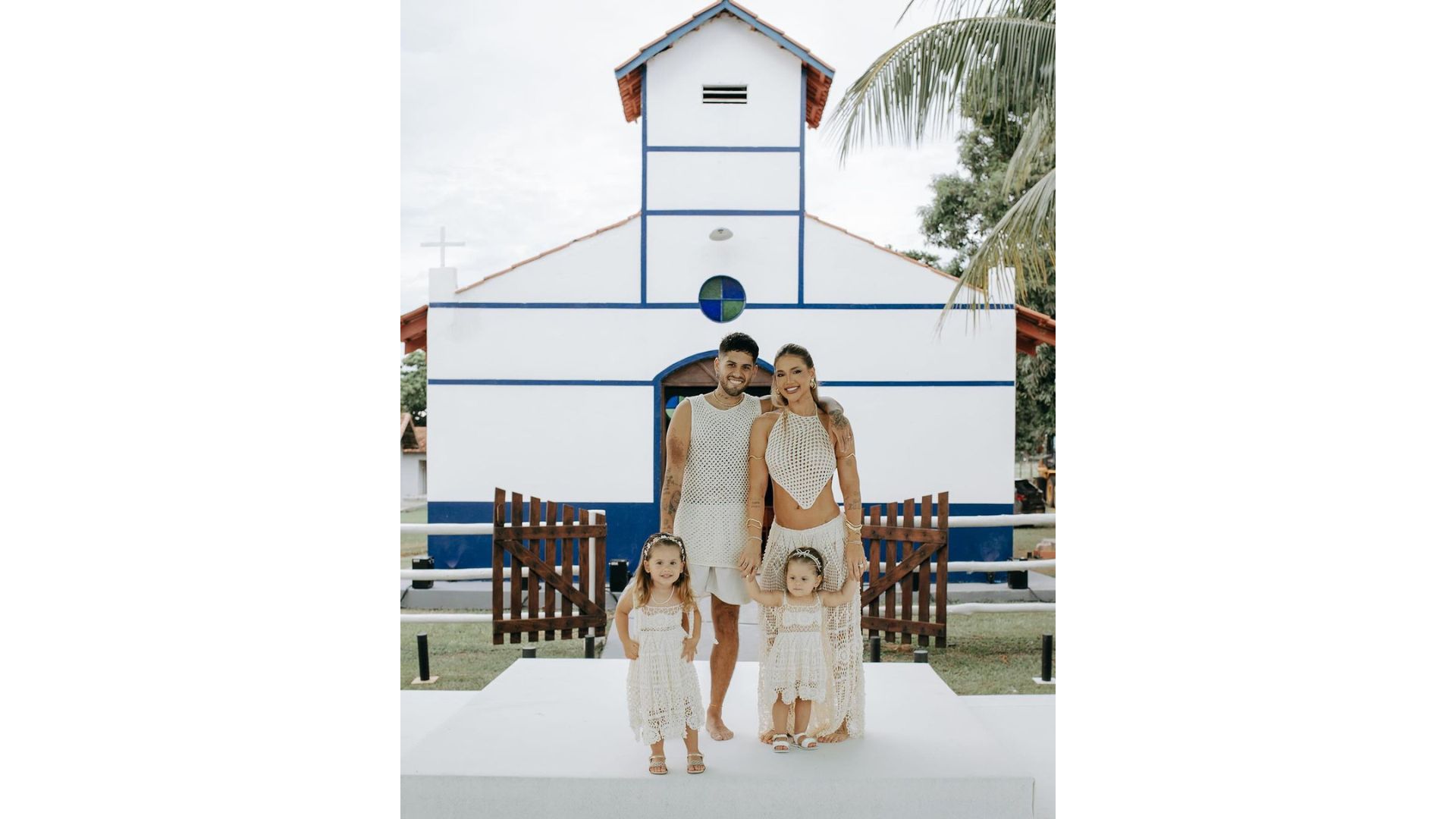 Virginia e Zé Felipe e filhas no chá revelação do terceiro filho