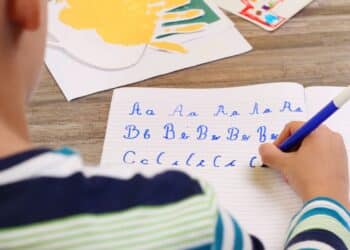 Educação infantil: saiba quando apresentar o alfabeto para o seu filho