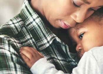 A dor do filho é a dor da mãe: como lidar com a preocupação e o sofrimento?