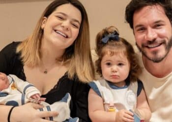 Viih Tube desabafa após primeiro mês de Ravi: “Sem forças”