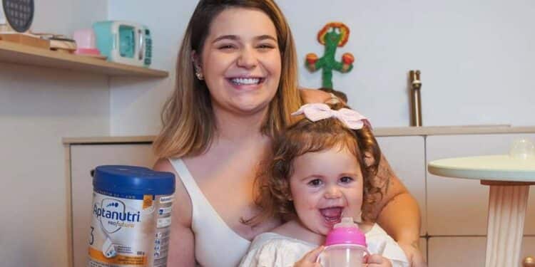 Viih Tube com a filha Lua em post publicitário / Foto: (Reprodução/Instagram)