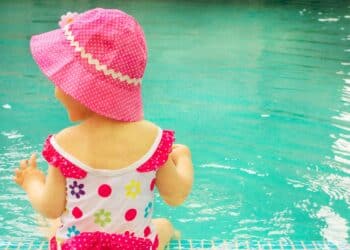 Quando o bebê já pode entrar na piscina?