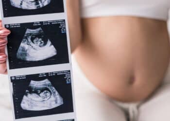 Qual é o significado de sonhar que está grávida?