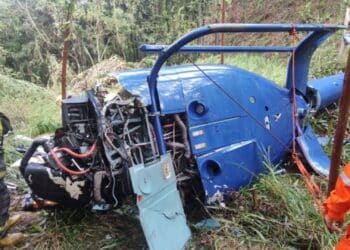 Piloto do helicóptero que caiu em Caieiras teve um ato heroico ao cuidar de criança após a queda