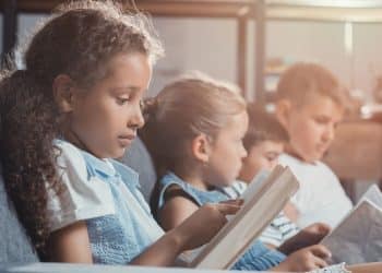 Guia prático para estimular a leitura no desenvolvimento infantil