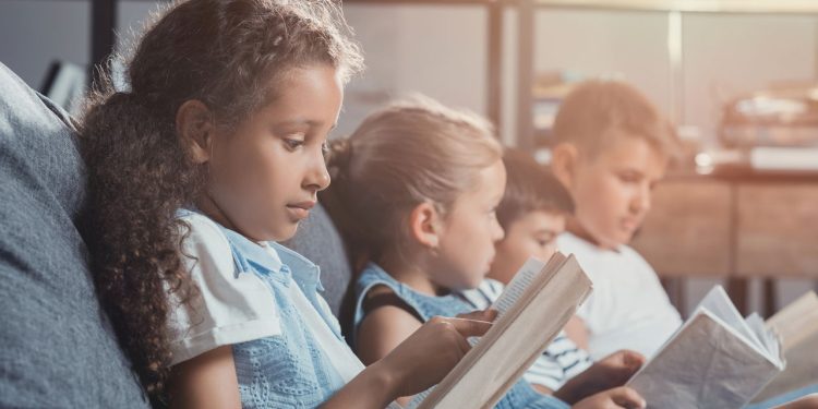 Guia prático para estimular a leitura no desenvolvimento infantil